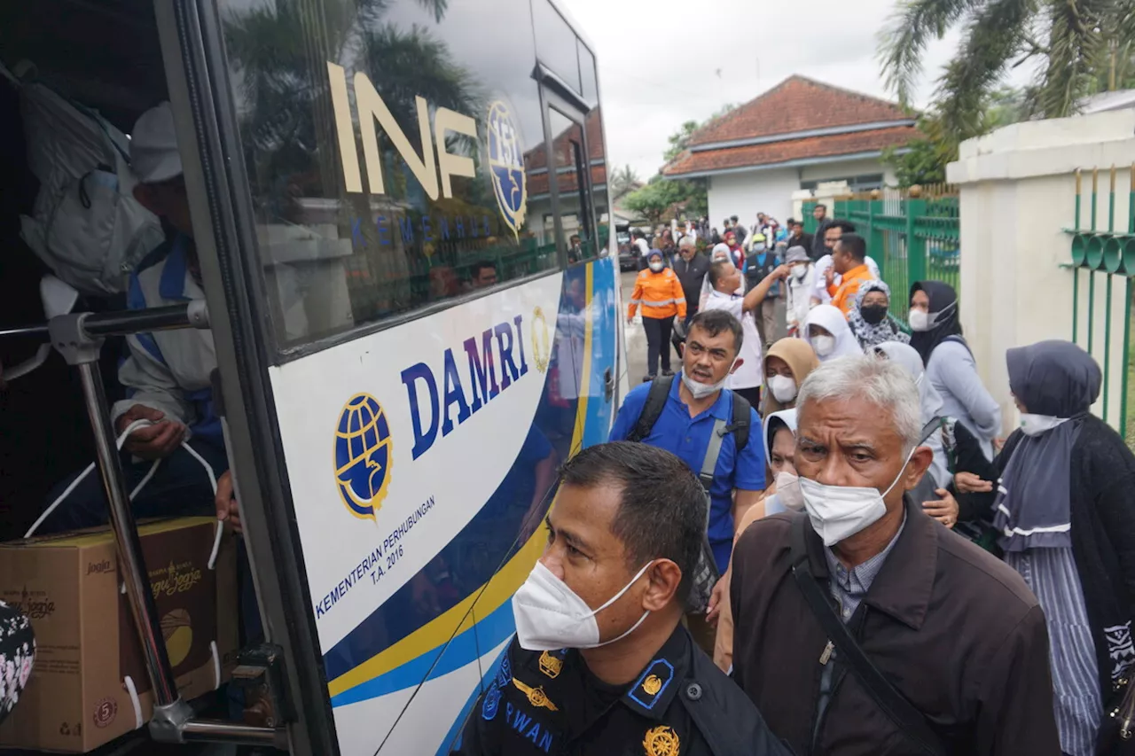 Masalah Transportasi Damri yang Berusia 78 Tahun