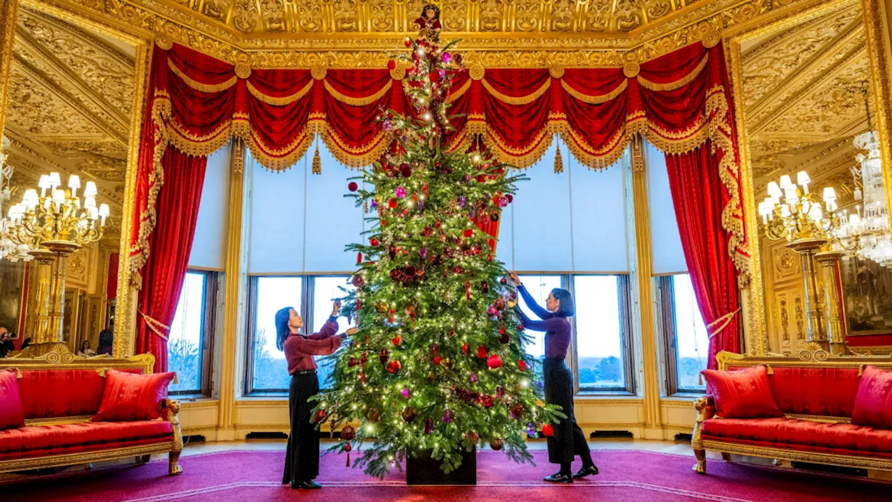 Natale a Windsor: il Castello si illumina tra decorazioni e alberi mozzafiato