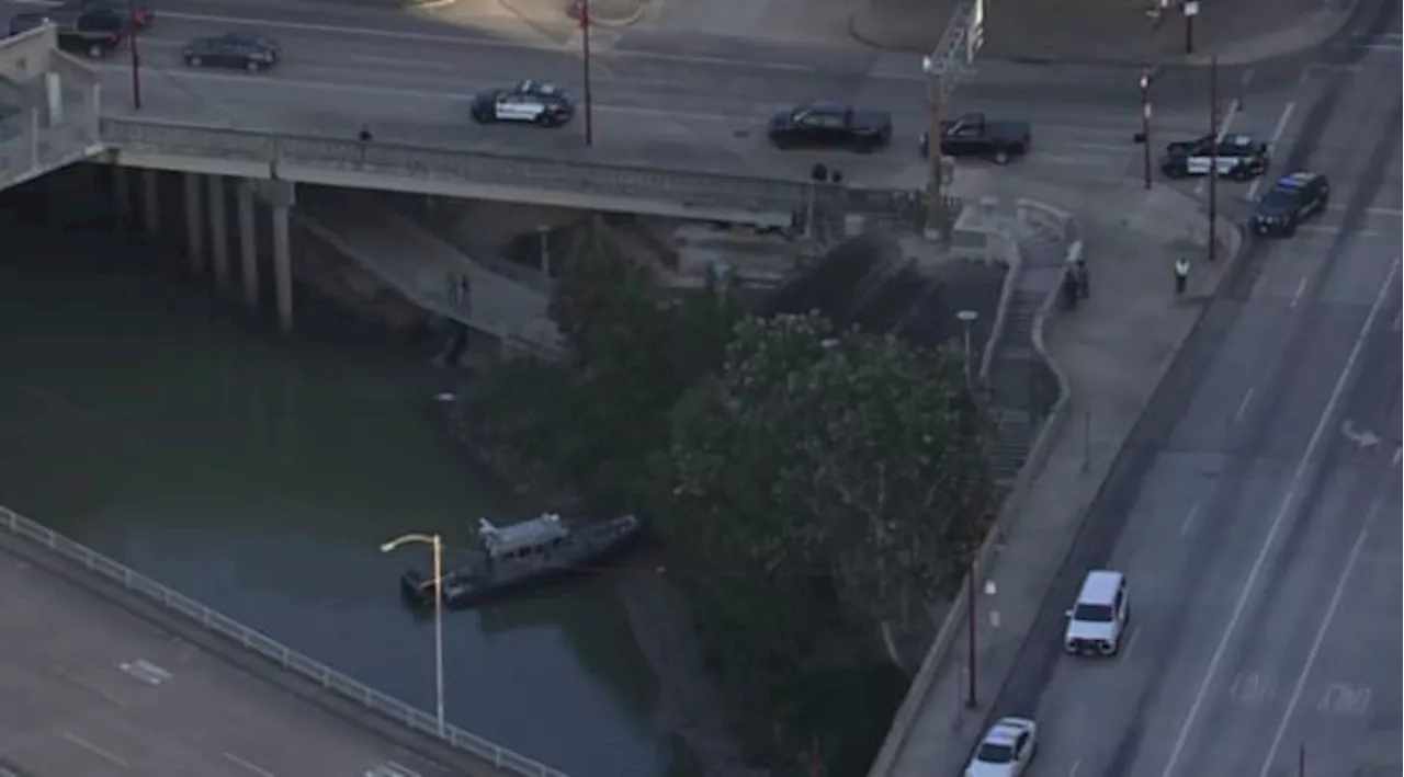 Body pulled from Buffalo Bayou after man falls to his death in Downtown Houston