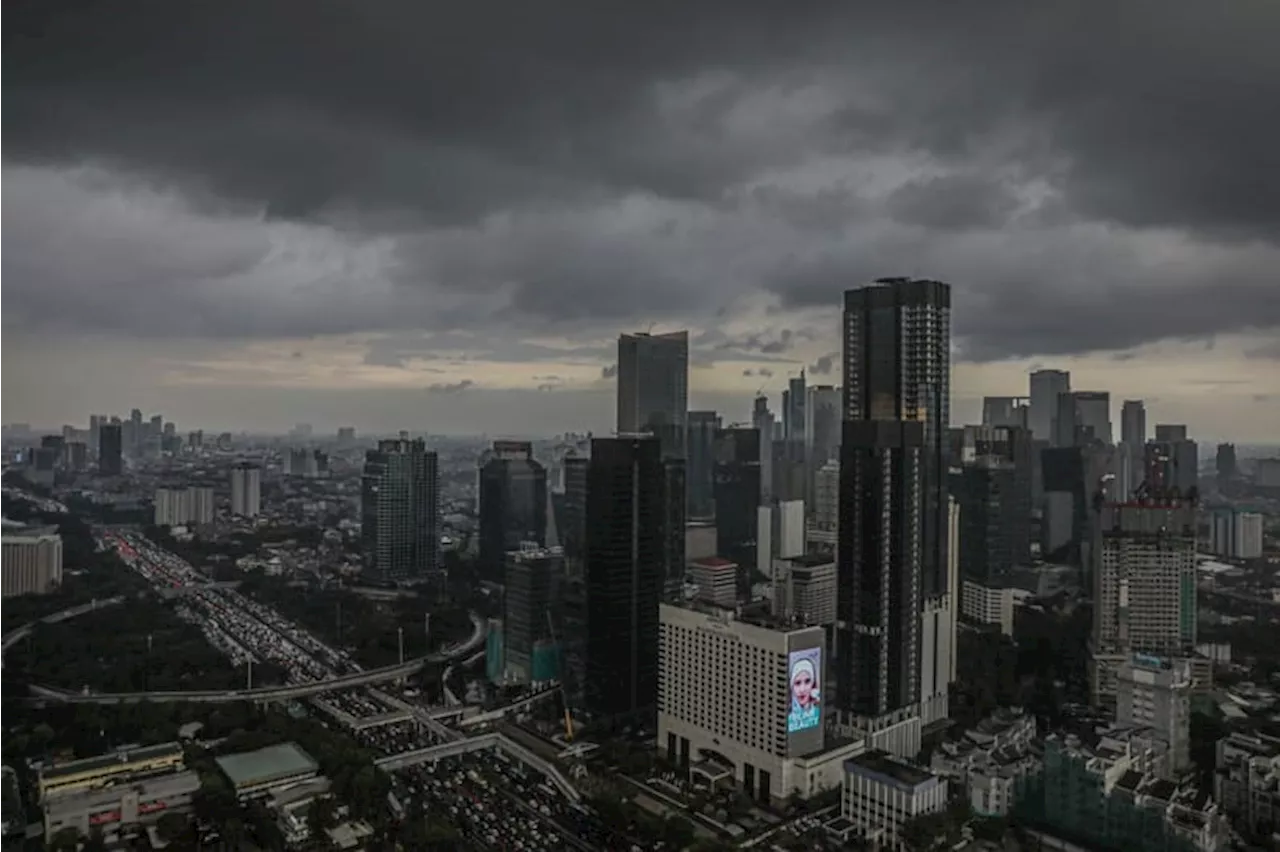 Prakiraan Cuaca DKI Jakarta Selatan dan Timur Potensi Hujan Ringan