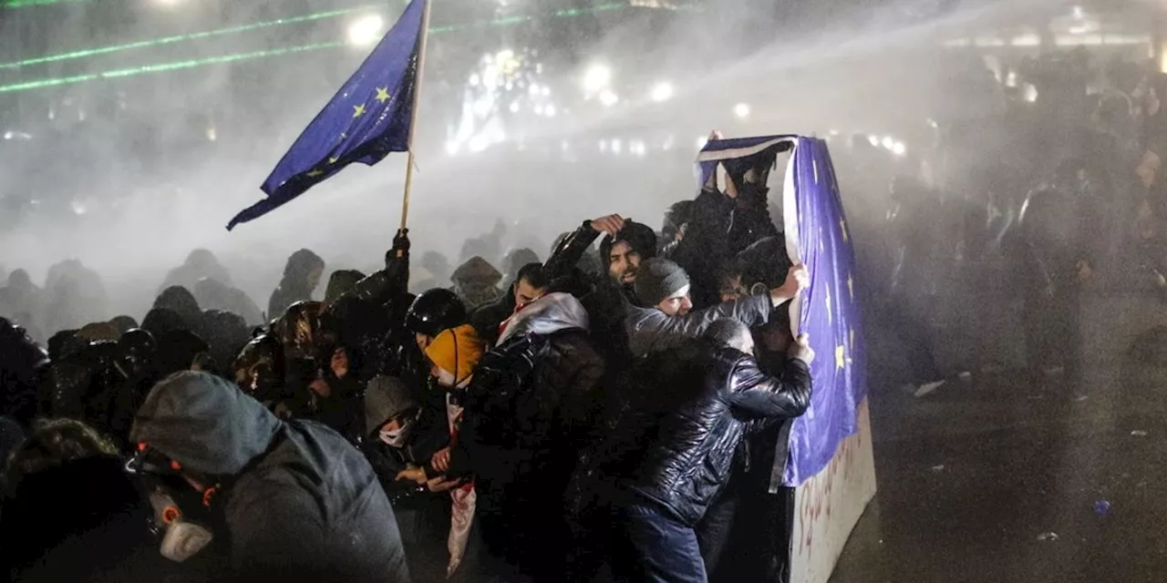 Georgien-Proteste: Tausende fordern EU-Beitritt und Neuwahlen