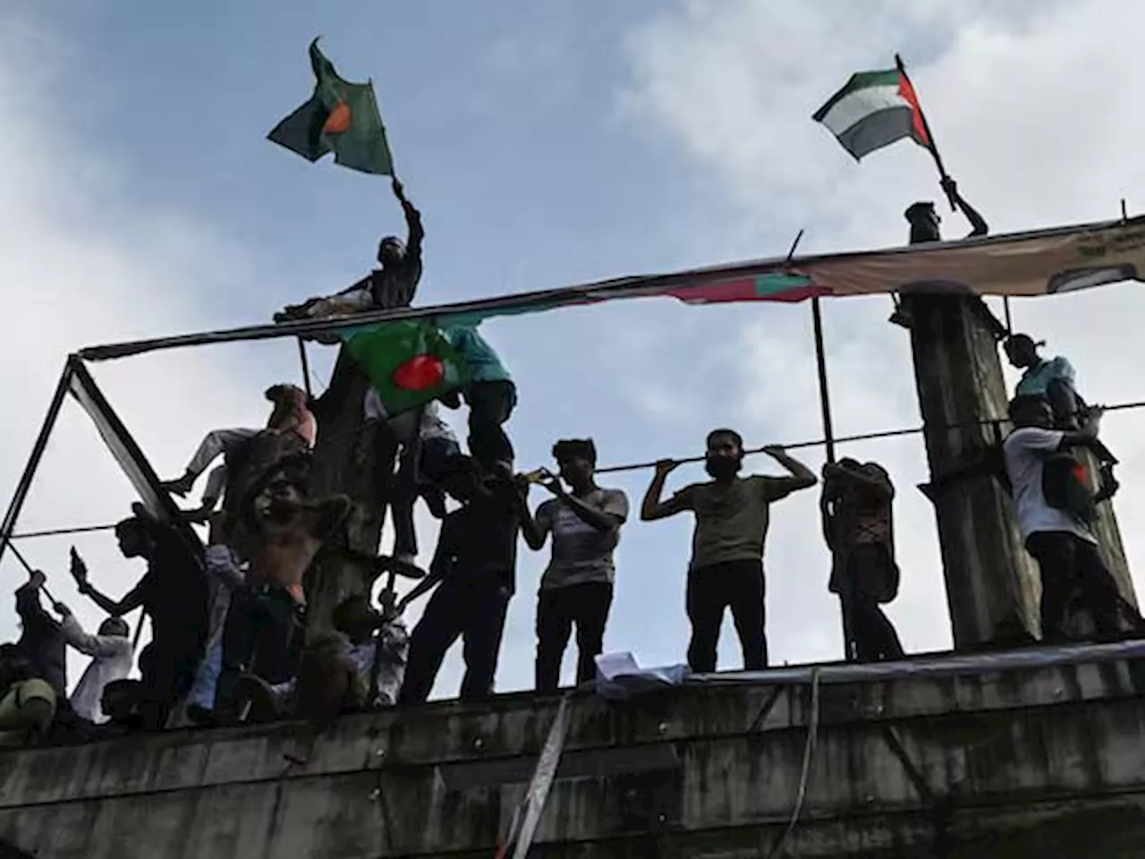 Indian Opposition Increases Pressure on Bangladesh Over Escalating Violence Against Hindus