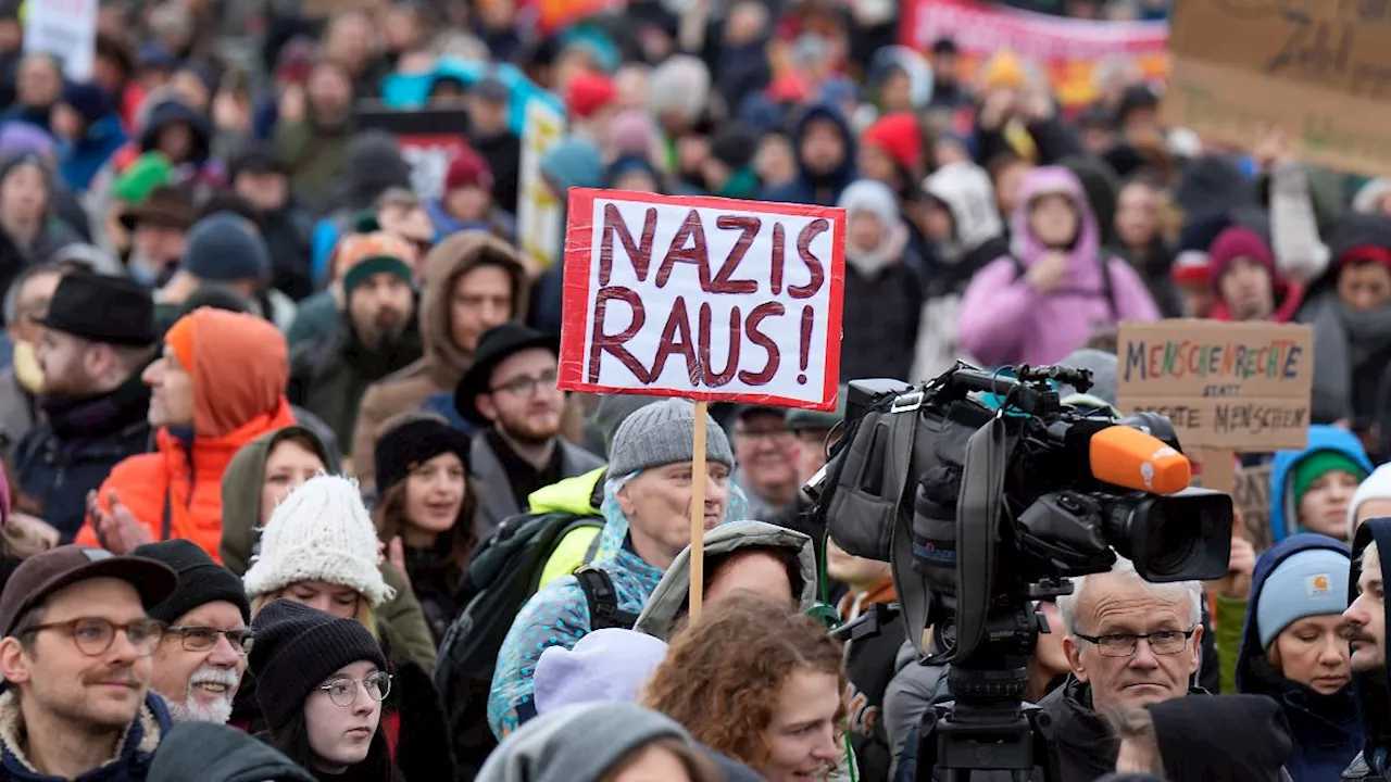 'Zwergenaufstand' in Thüringen: Experten: Massenproteste gegen Rechtsextremismus sind verpufft