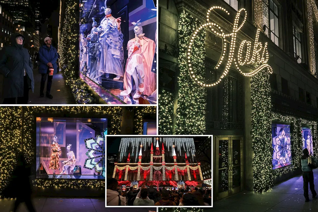 NYers mourn Saks' axed light show, but tourists still light up over luxury displays: 'Had to see it'