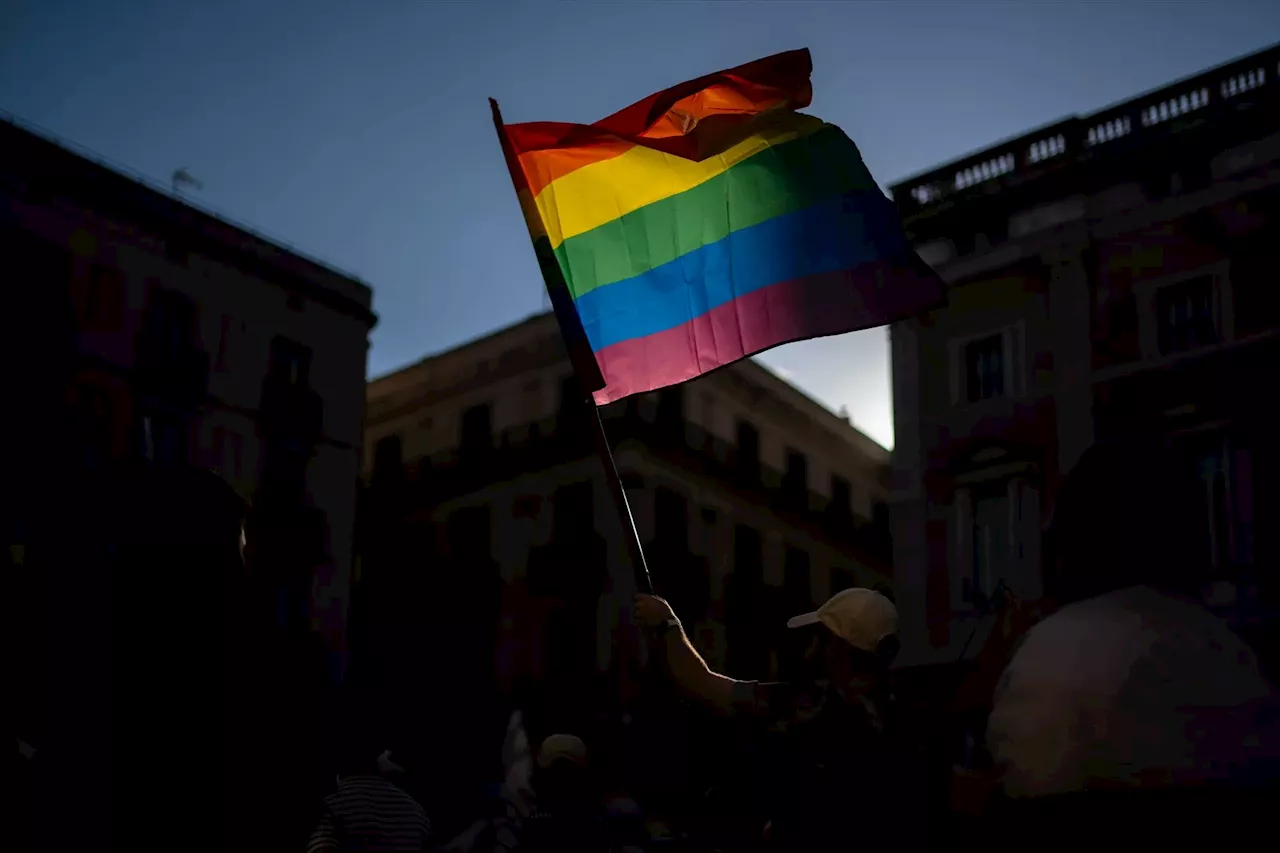 El PSOE reabre la crisis interna por las personas trans y las vuelve a poner en el centro de la polémica