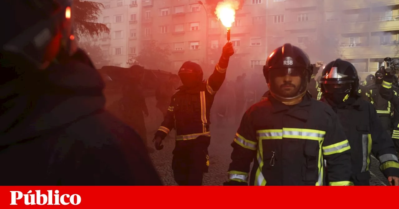 Bombeiros Sapadores Manifestam-se em Lisboa contra Subsistência