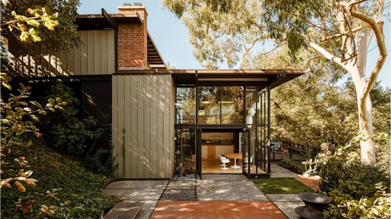 Tour a $3 Million Post-and-Beam Home in Pasadena Designed by Esteemed Architect Calvin Straub