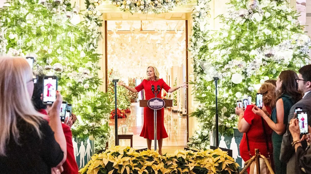 Jill Biden enthüllt ihre letzte Weihnachtsdeko im Weißen Haus