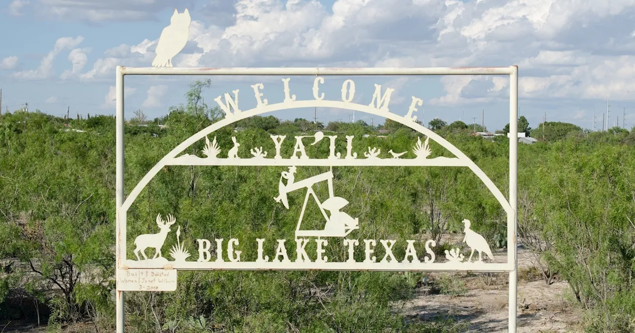 Big Lake Welcomes Visitors as Texas Prepares for Internet Infrastructure Boost