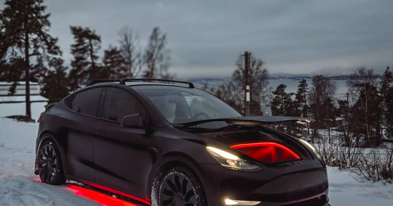 Tesla Model Y: Mange reagerer på bilen - så får de se skiltet ...