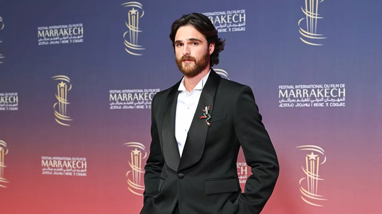 Jacob Elordi Surprend Avec Une Barbe Impressionnante Au Festival International Du Film De Marrakech