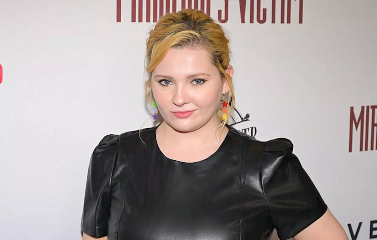 Abigail Breslin, de « Little Miss Sunshine », évoque pour la première fois ses accusations contre Aaron Eckhart