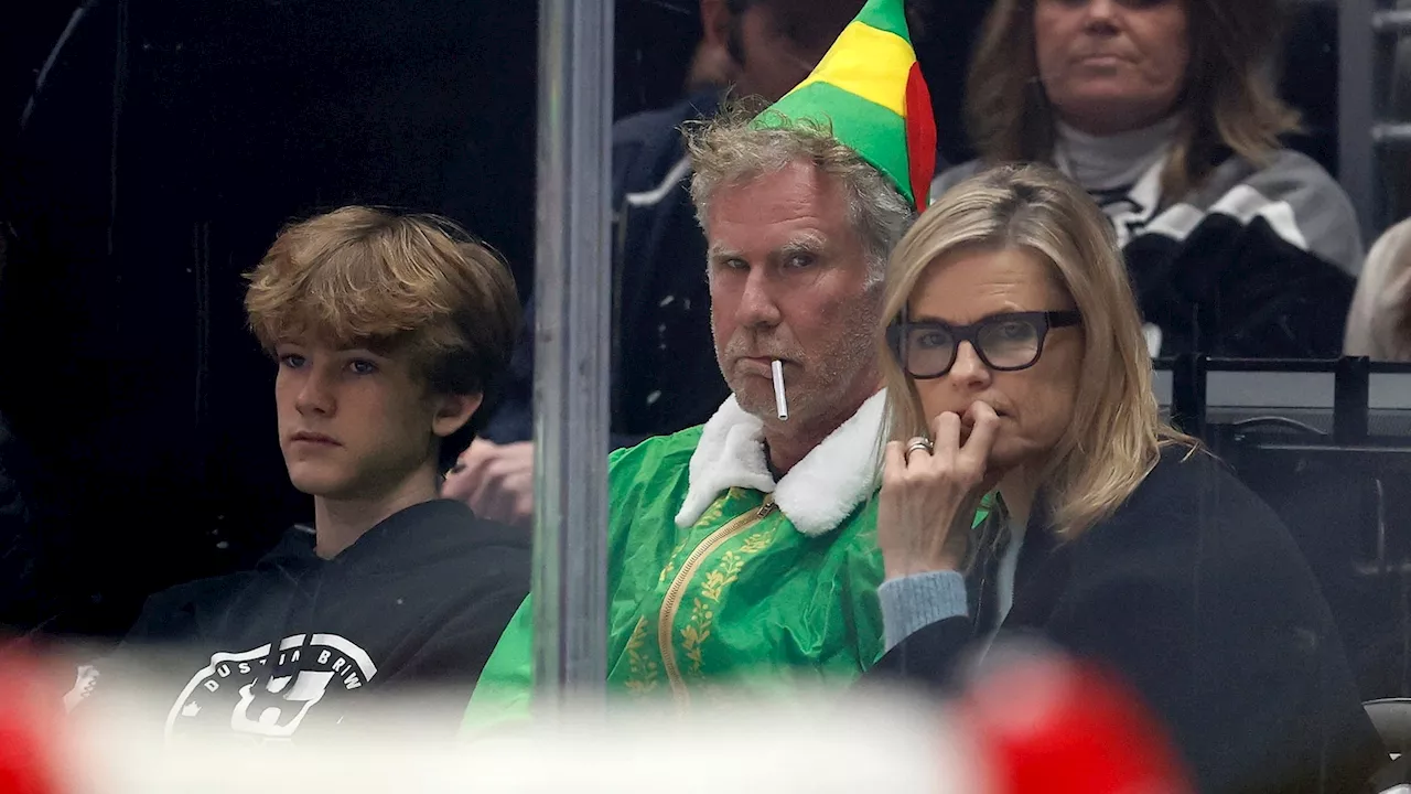 Will Ferrell dresses in full 'Elf' gear for NHL hockey game