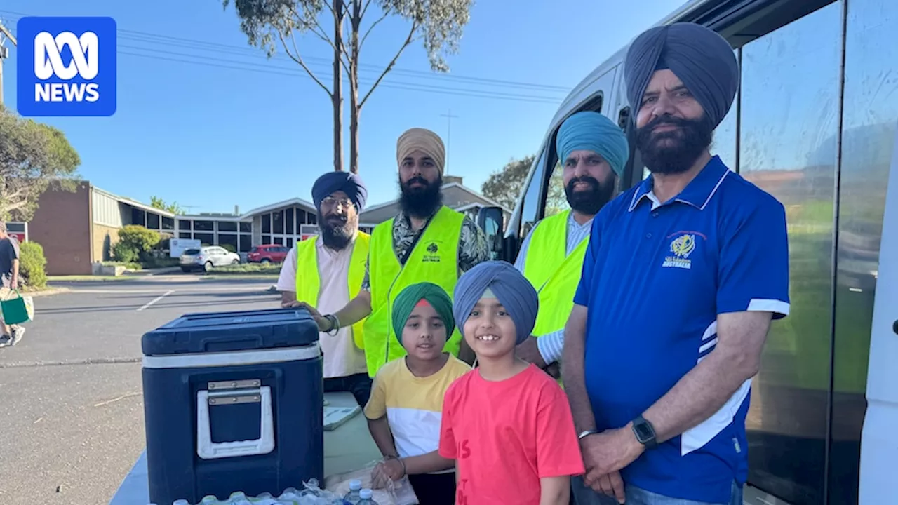 Melbourne Sikh Volunteers Serve Up Free Meals Amidst Cost-of-Living Crisis