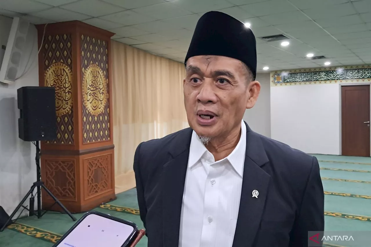 Wamenag paparkan beberapa faktor penurunan biaya haji 2025