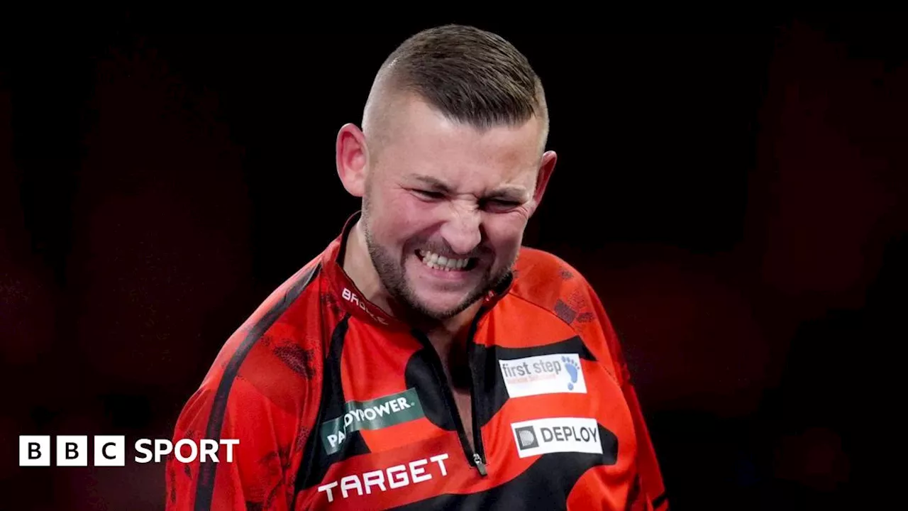 Aspinall and Rydz Reach Darts Quarter-Finals