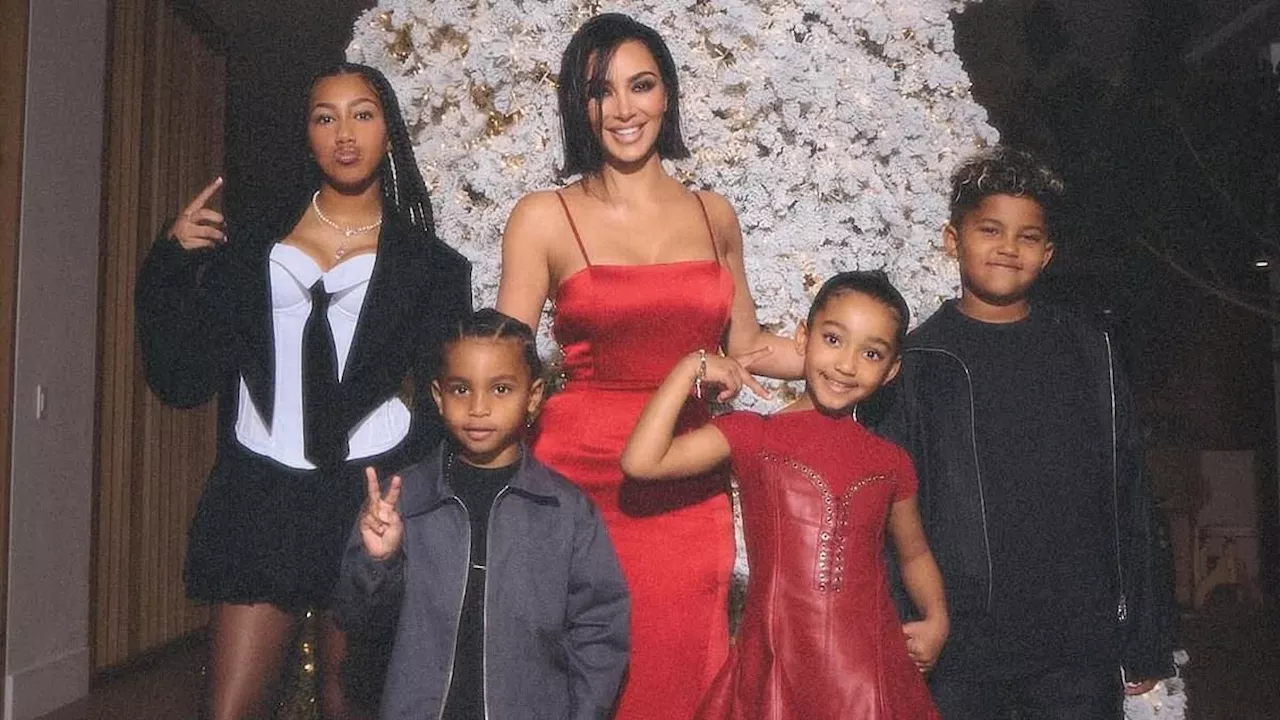 Kim Kardashian Shares Christmas Photo With Kids, Says She's a 'Single Parent'