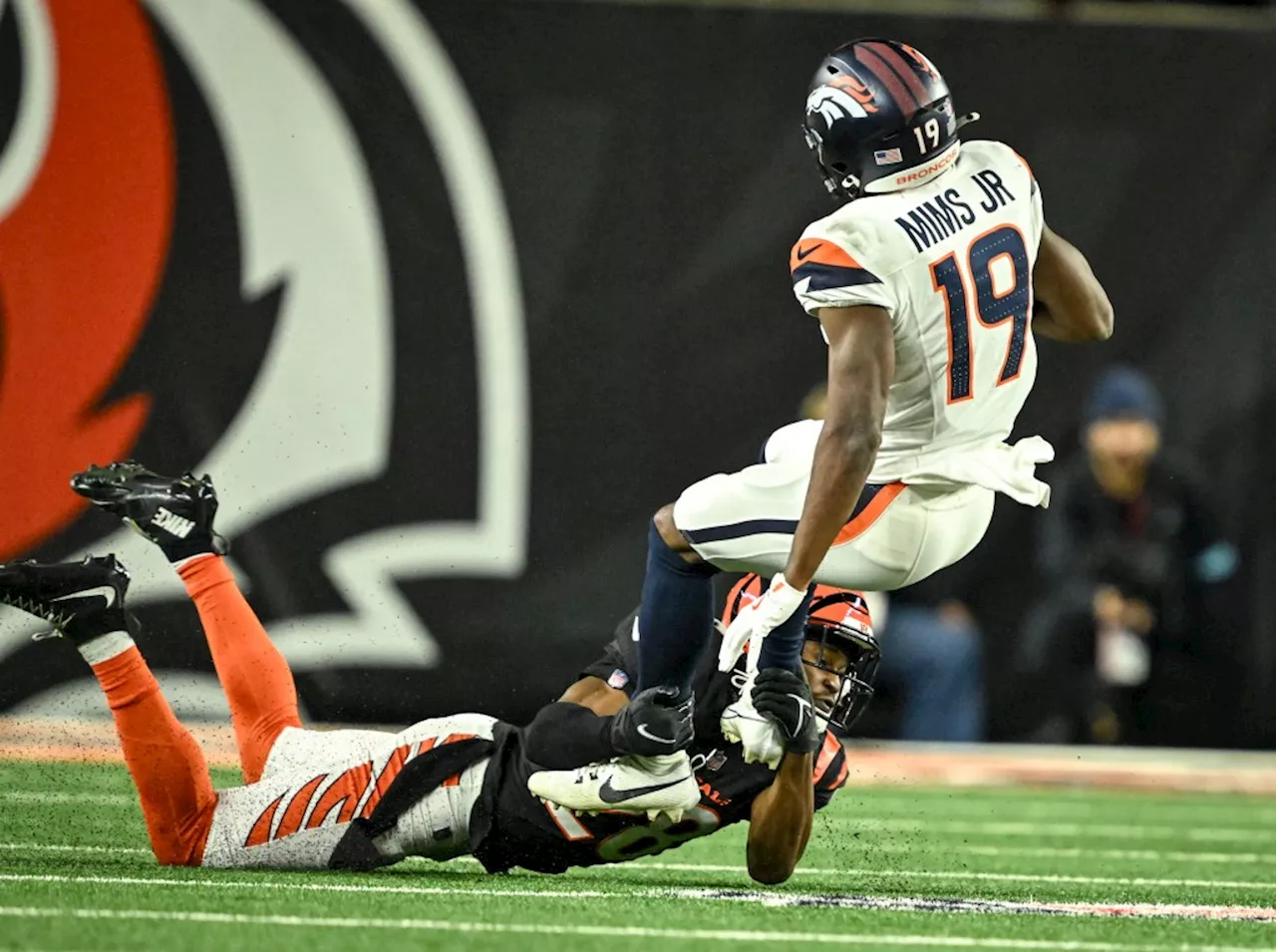 Broncos' Boom-or-Bust Offense Leads to Gut-Wrenching Overtime Loss to Bengals