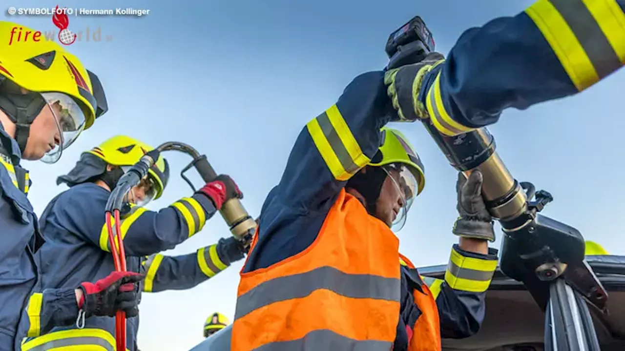 Vbg: Eingeklemmter (18) bei Pkw-Frontalzusammmenstoß auf der L 188 bei Bludenz