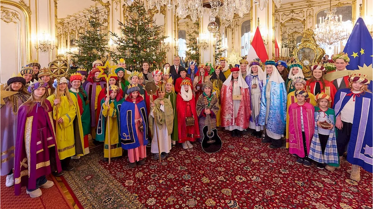 Heilige Könige empfangen im Wiener Hofburg