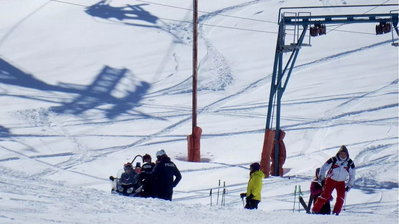  Schwerer Unfall mit Skidoo auf schwarzer Piste