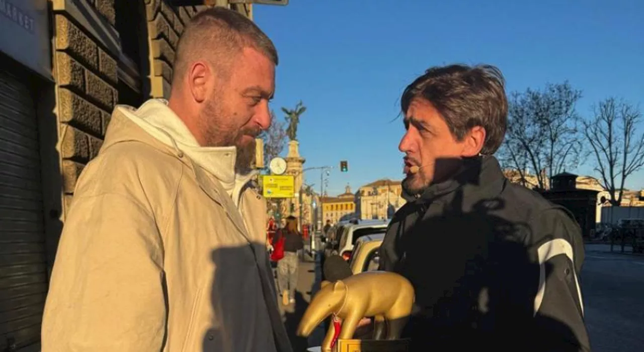 De Rossi riceve il Tapiro d'Oro da Striscia la Notizia