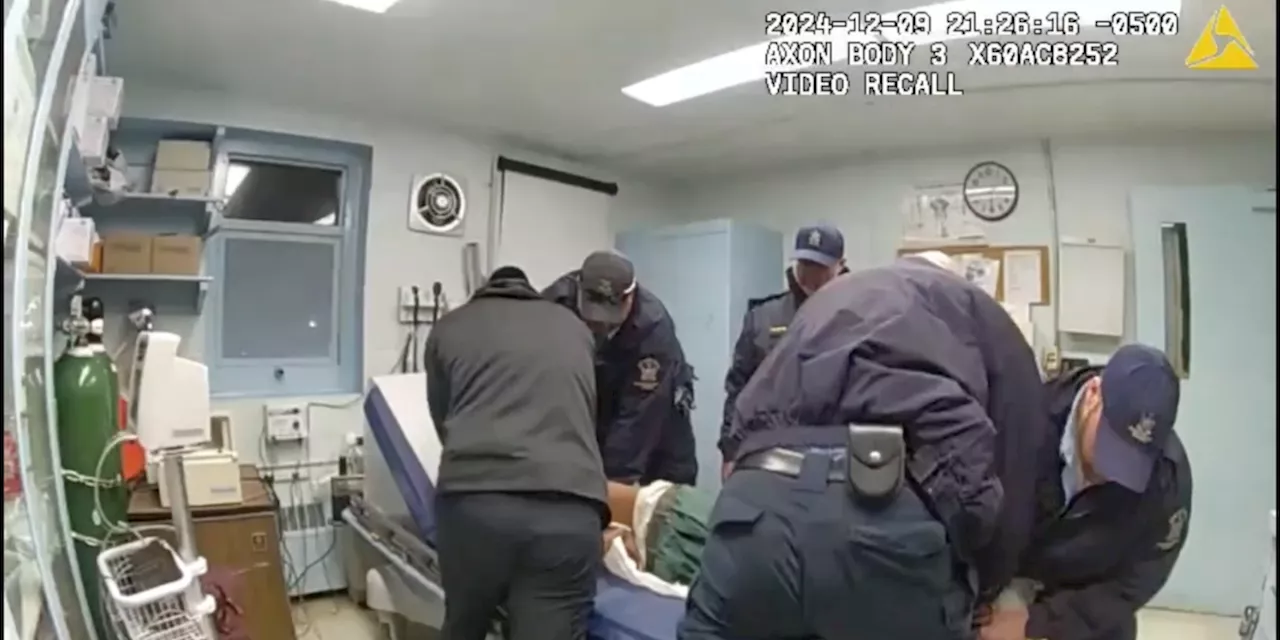 Video Mostrano Pugno di Agenti Penitenziari su Detenuto Afroamericano