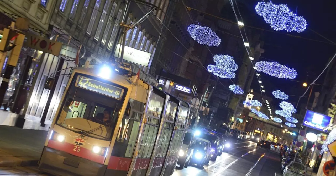 Mit den Öffis durch die Silvesternacht: Welche Linie wann in Betrieb ist