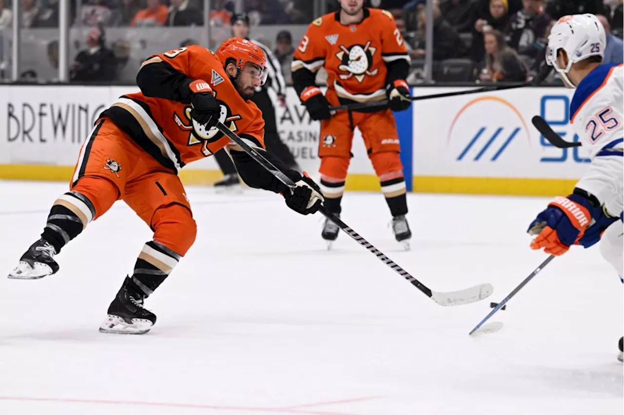 Ducks' Rising Stars Fuel Winning Streak as They Face Devils on New Year's Eve