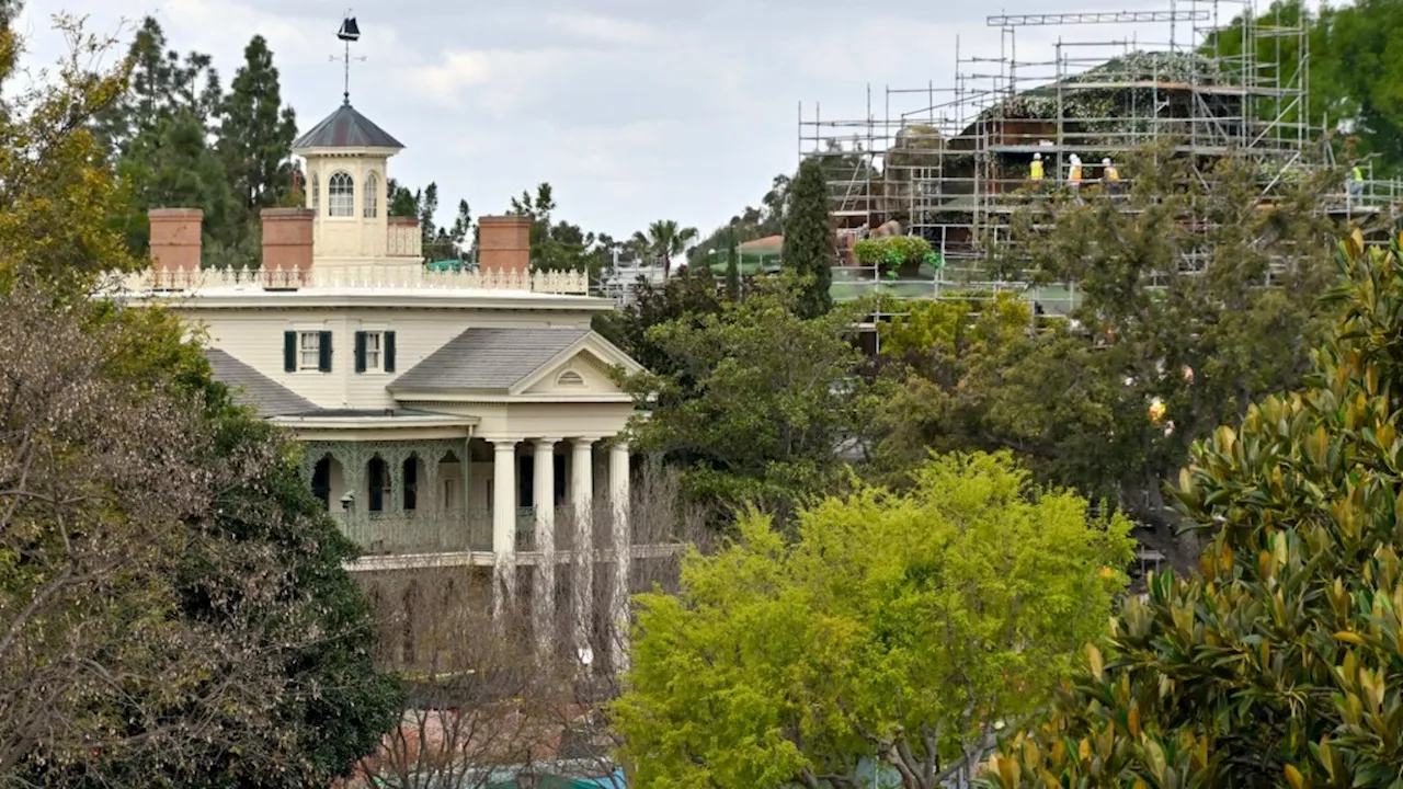 Haunted Mansion Returns to Disneyland with New Scenes