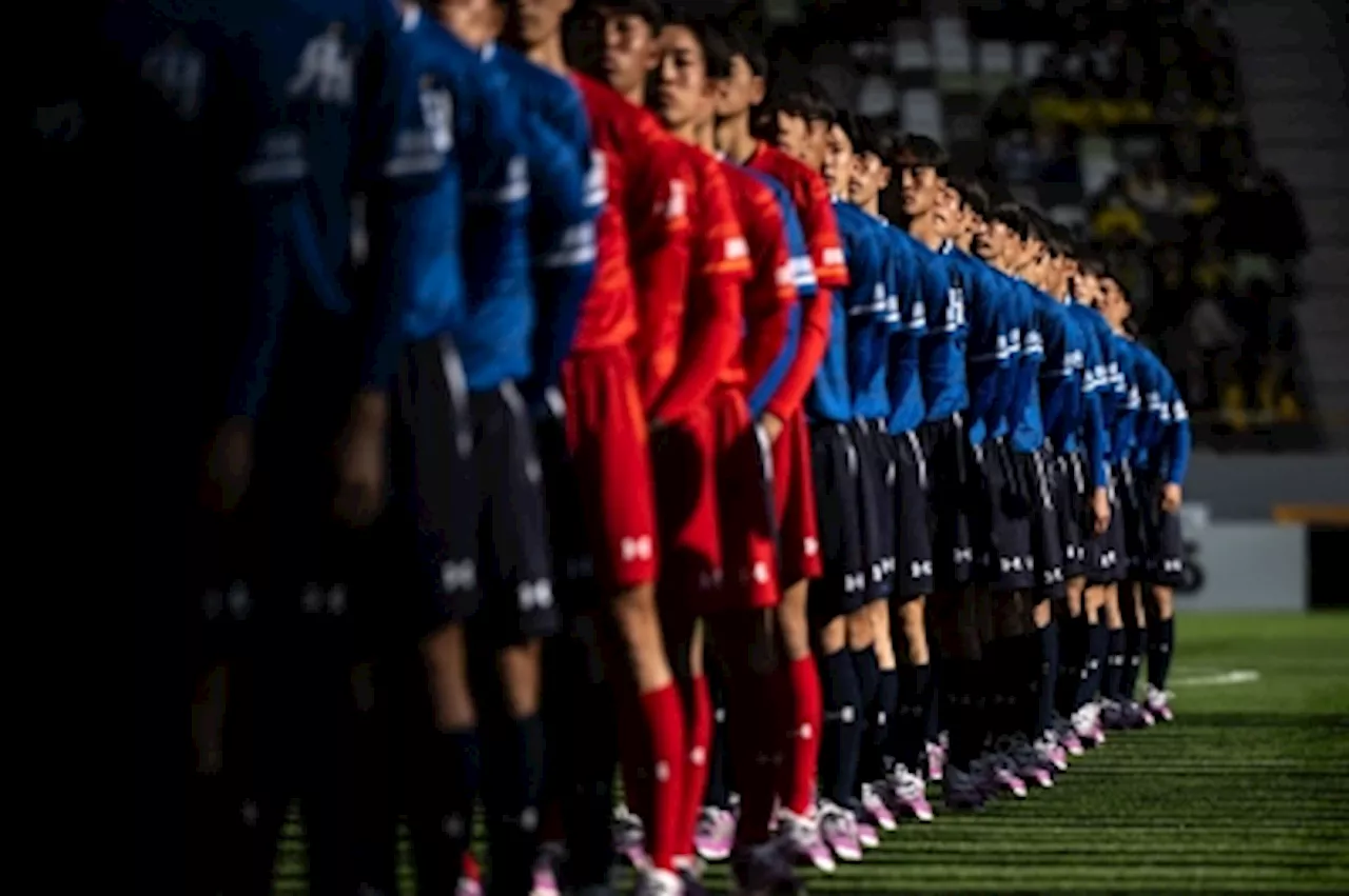 Japan's High School Football Tournament Thrives Amidst Professional Lure