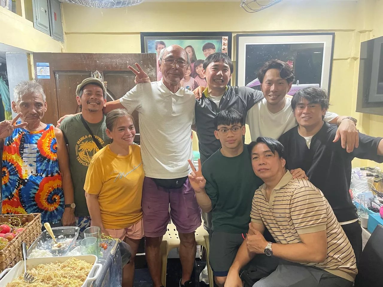 Carlos Yulo's Coach Celebrates New Year with Filipino Family