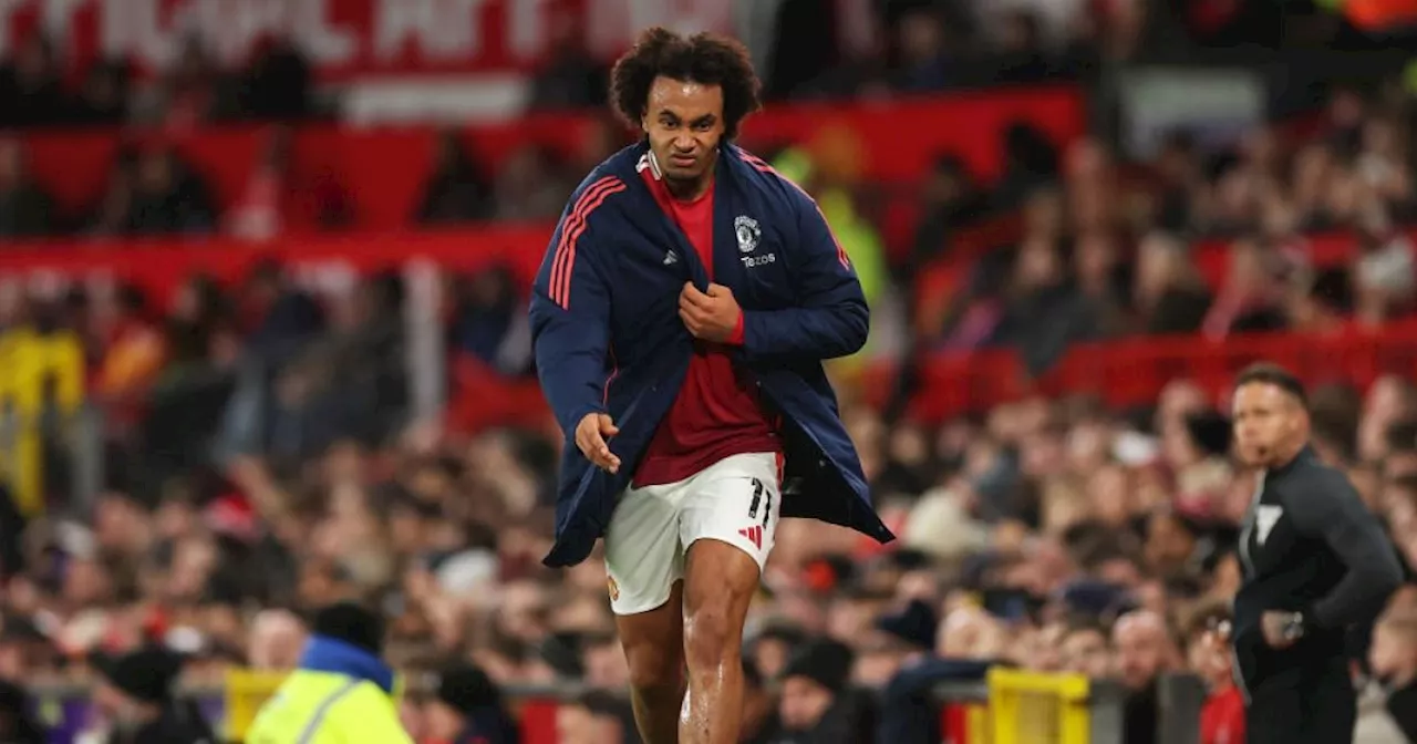 Manchester United Fans Jeer Joshua Zirkzee Off the Pitch