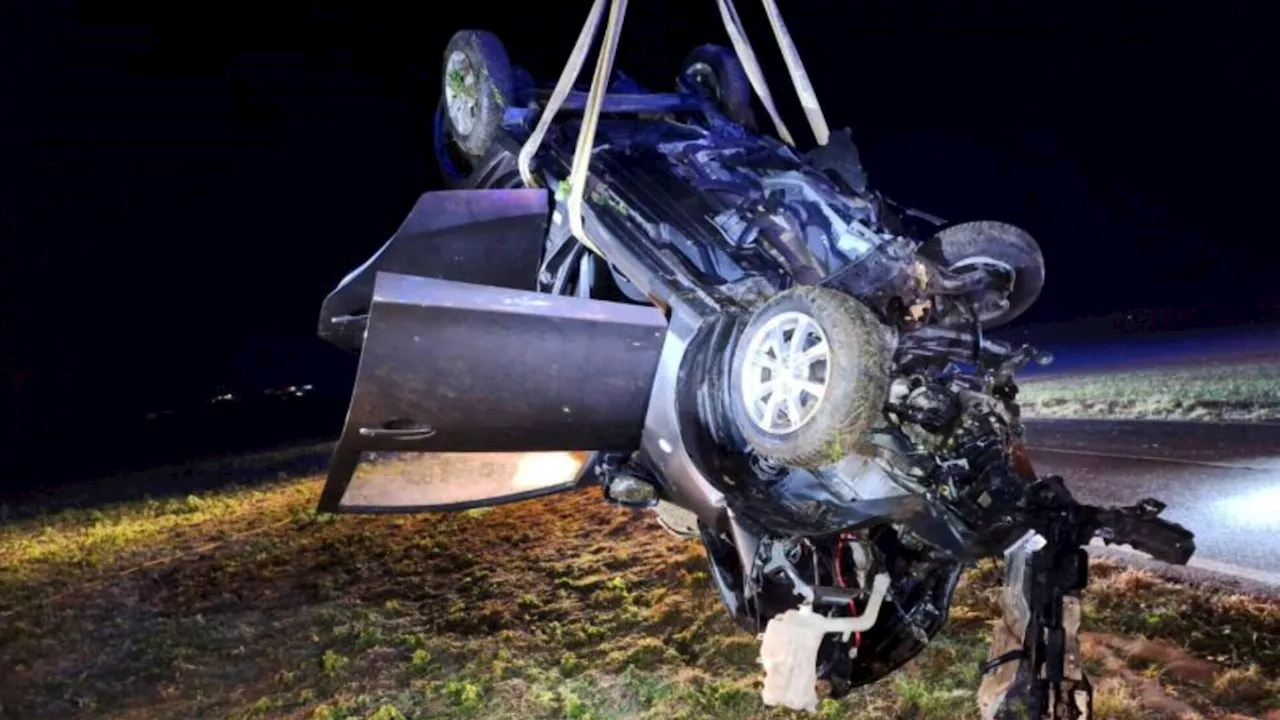 Schwerer Unfall zwischen Ladendorf und Neubau