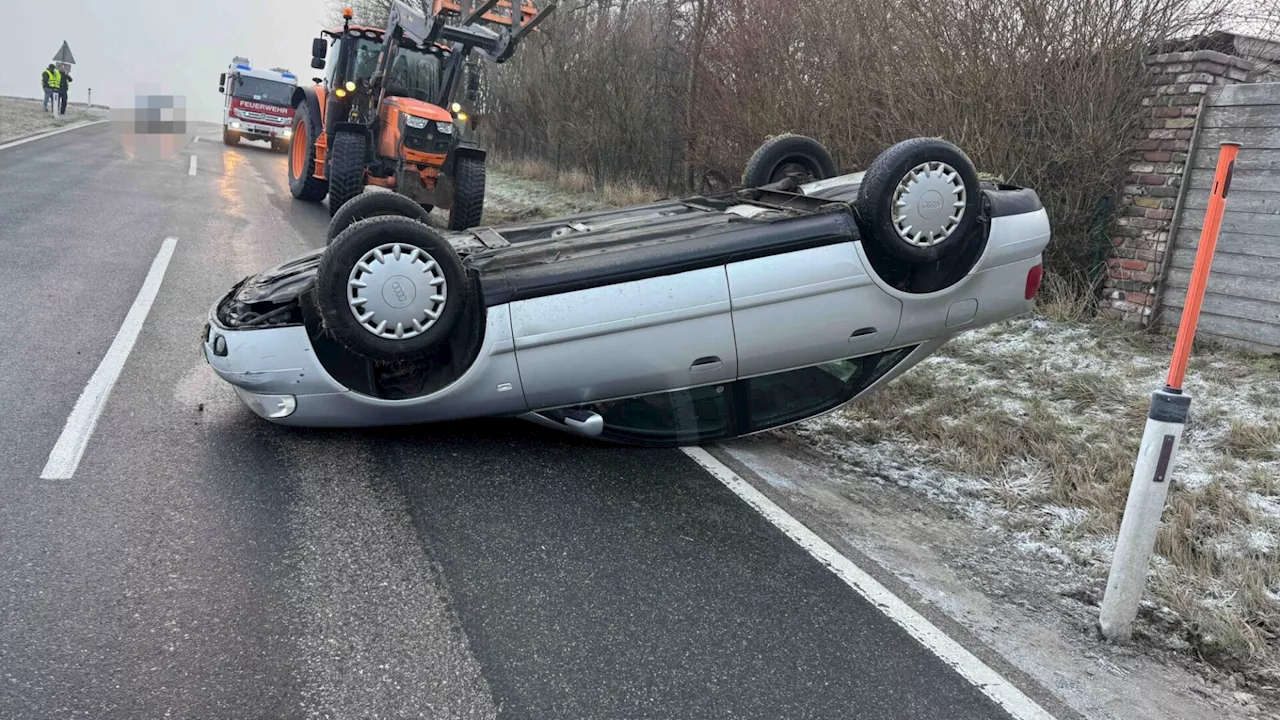 Unfall zwischen Purgstall und Oberndorf: Auto landete auf dem Dach