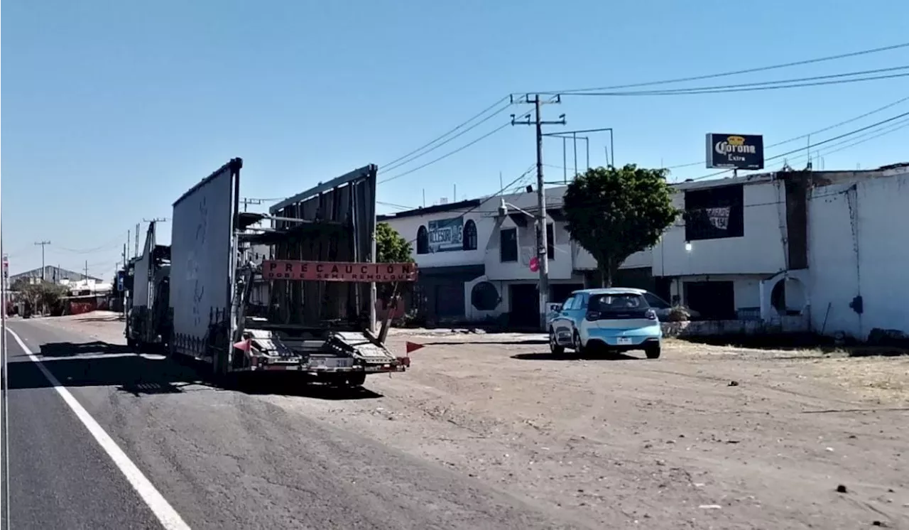 Libramiento Valle de Santiago-Celaya frente a La Luz se convierte en foco de asaltos