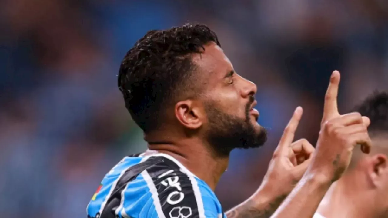 Reinaldo deixa o Grêmio e vira o primeiro jogador a confirmar saída para 2025