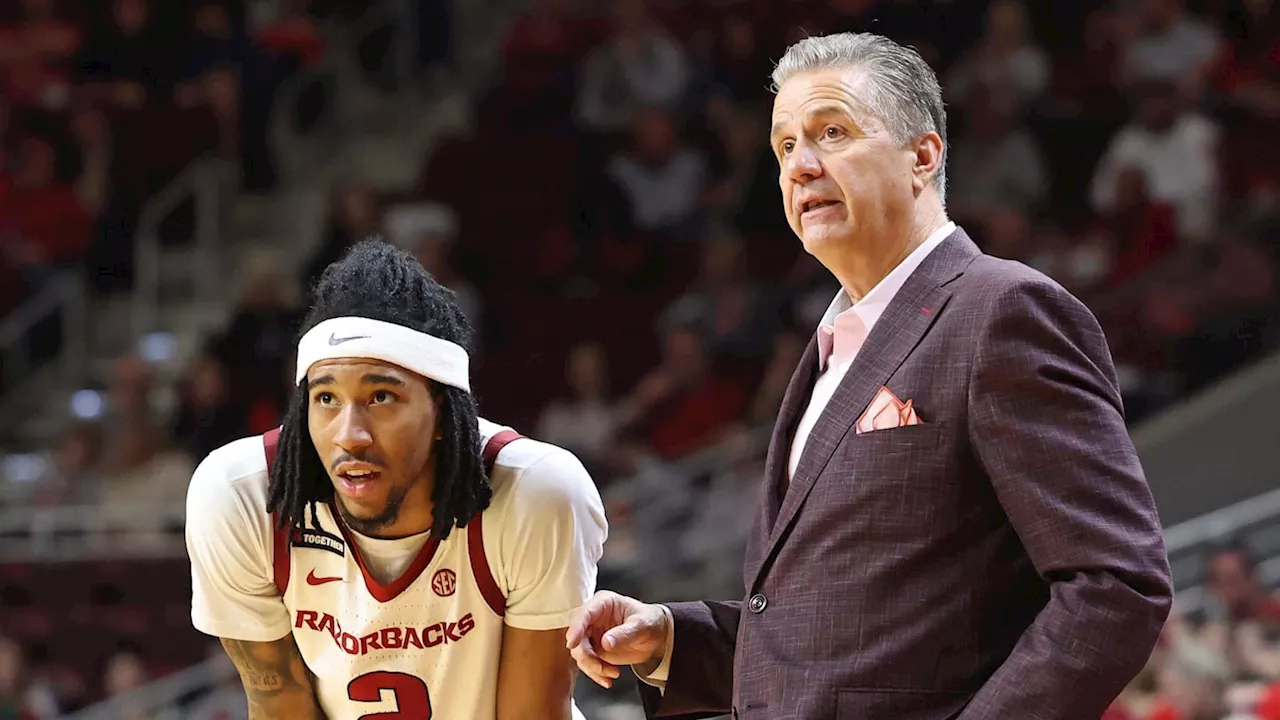 Arkansas Razorbacks Face Oakland Golden Grizzlies