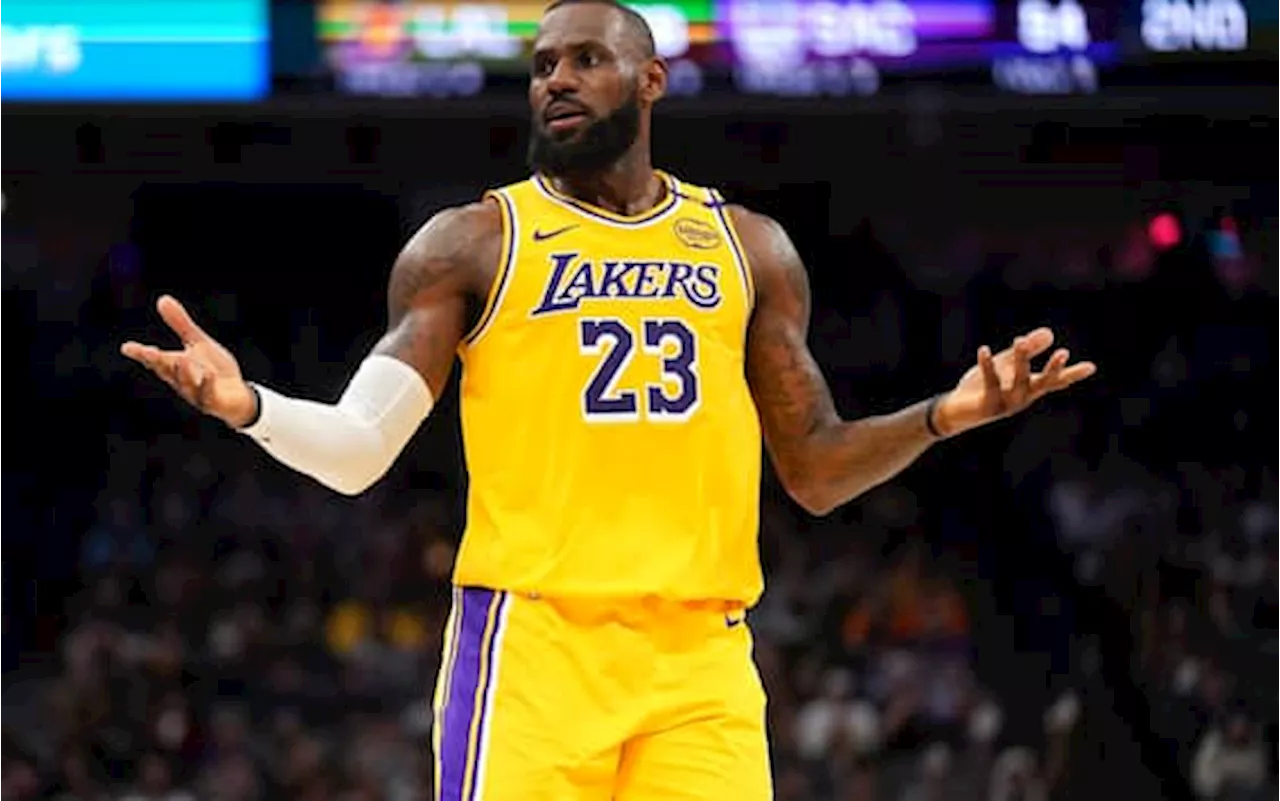 LeBron James festeggia i 40 anni: supererà i suoi predecessori nella storia NBA?