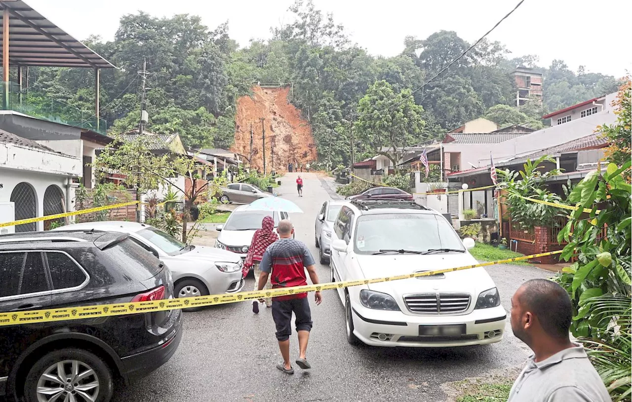 Ampang Landslide Sparks Safety Concerns and Tourism Plans