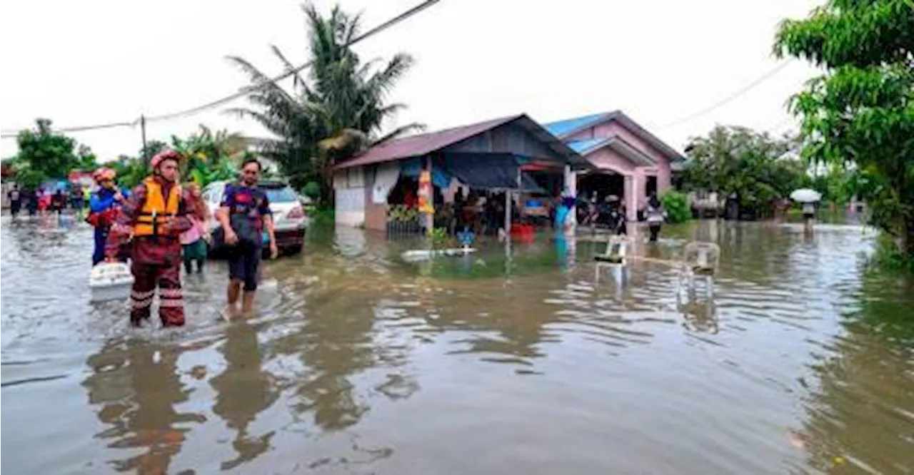 Flood Situation Improves in Kelantan and Terengganu, Johor Hit by New Floods