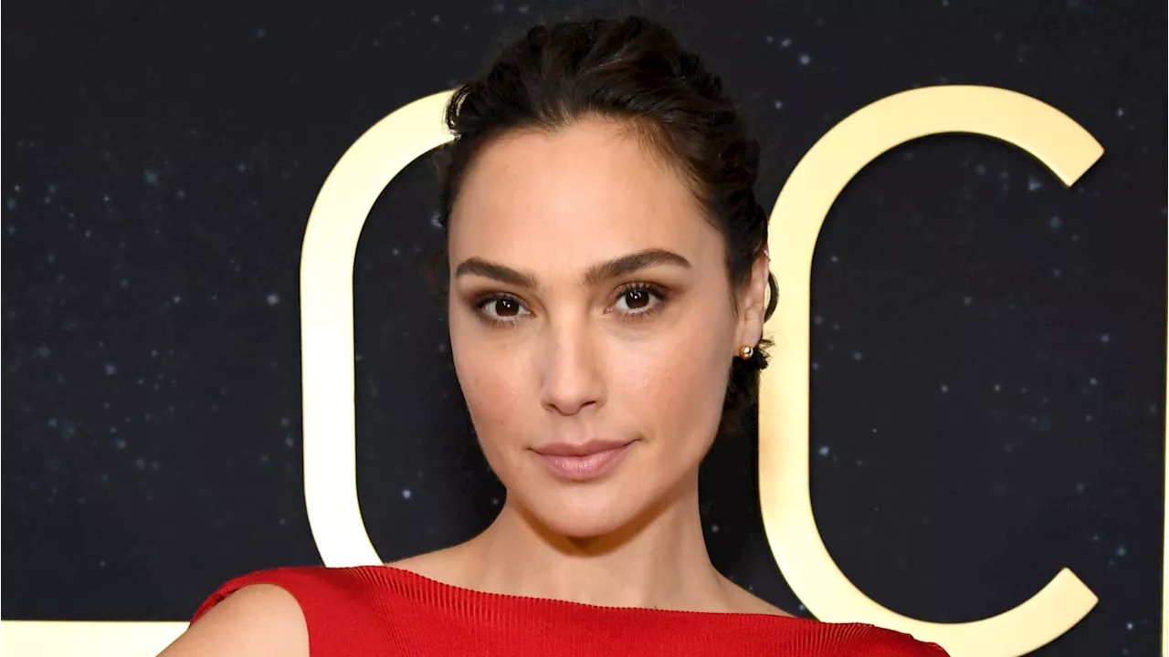 Gal Gadot Reveals Emergency Surgery for Brain Blood Clot During Pregnancy