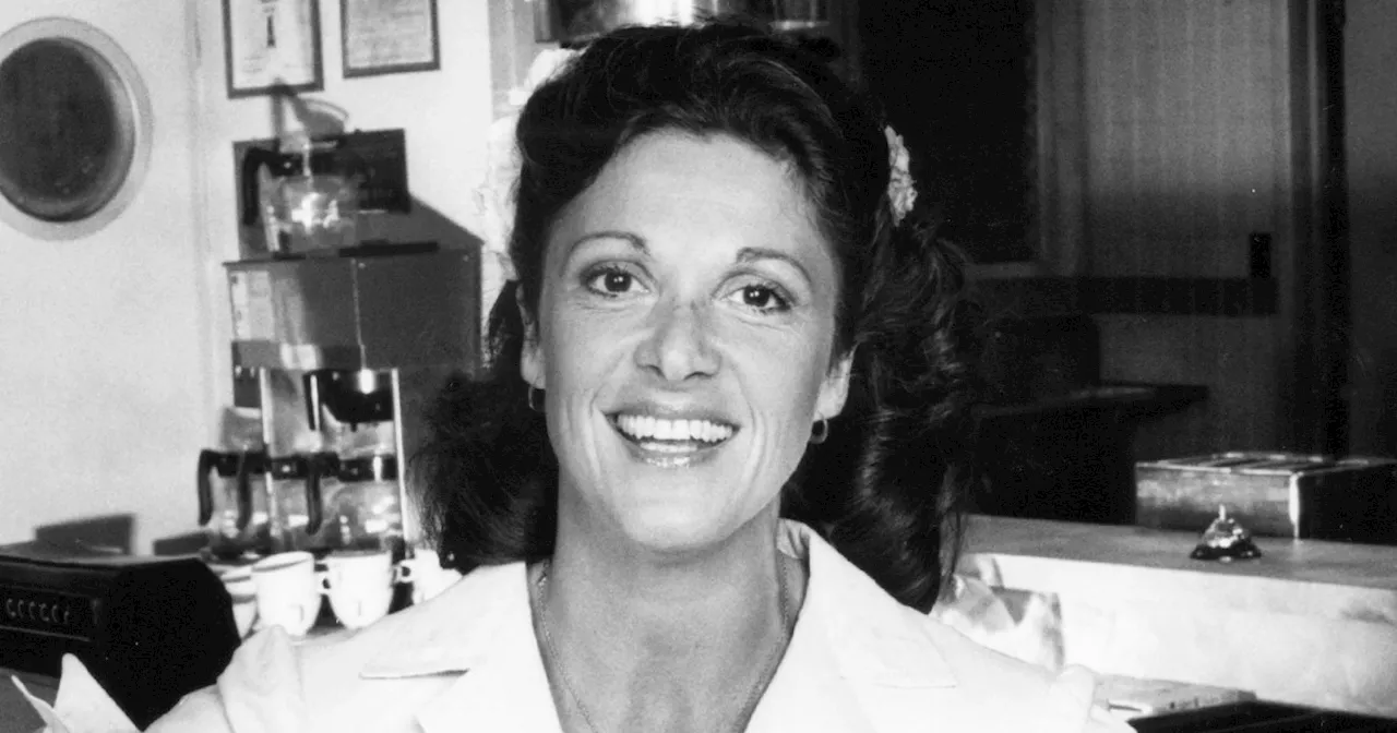 Linda Lavin, 'Alice' Star, Dies at 87