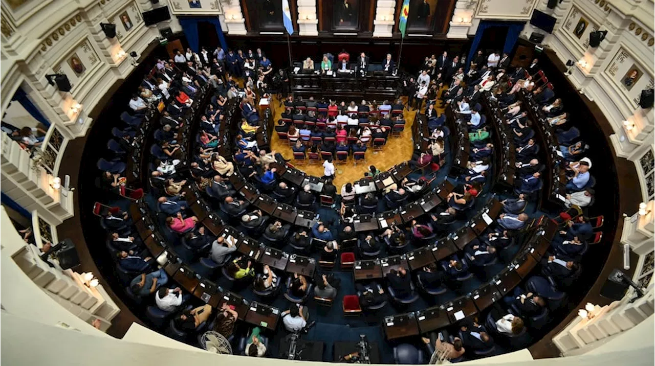 Kicillof acusa a la oposición y a Milei tras el fracaso del debate presupuestario