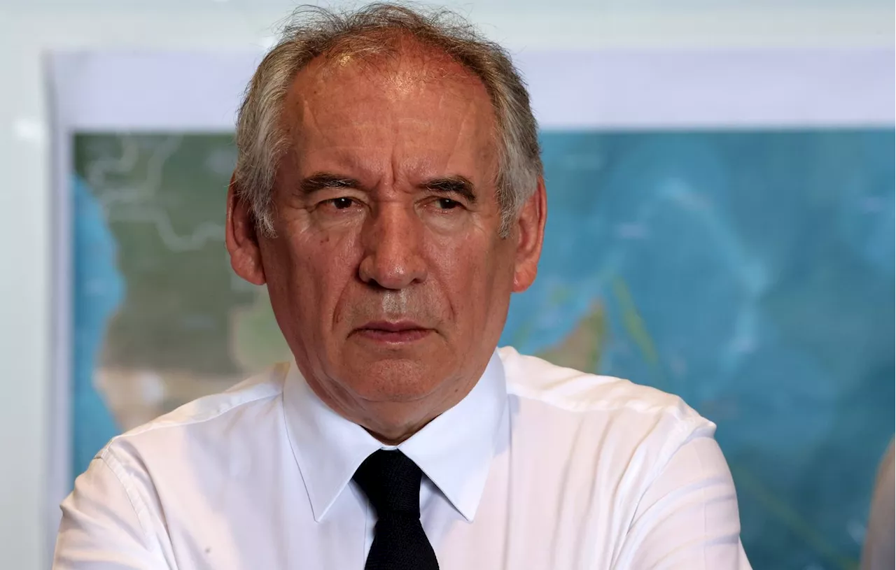 François Bayrou refuse que Mayotte devienne une île bidonville