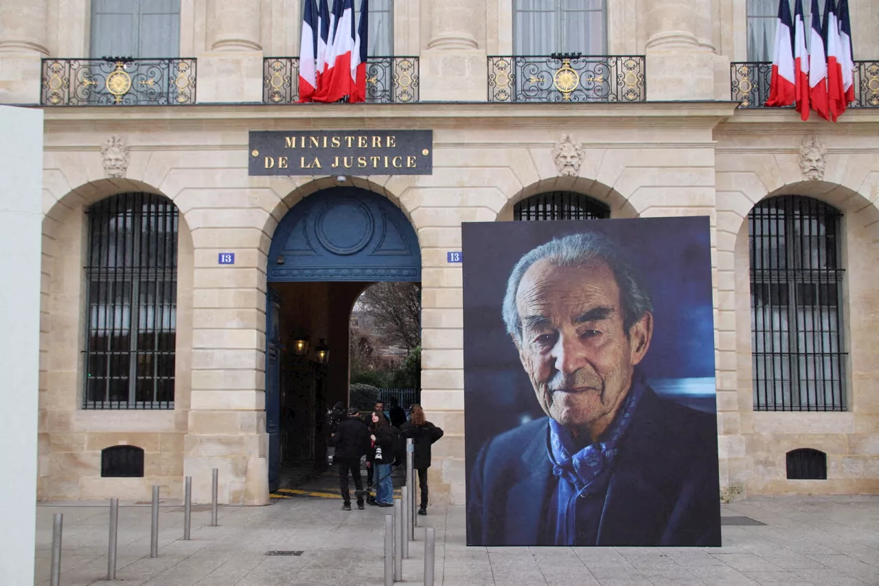 Hommage aux personnalités disparues en 2024 en Île-de-France