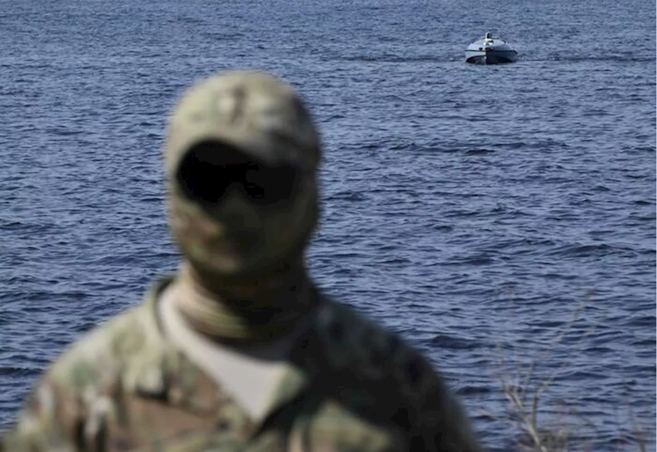 Kiev, 'drone marino abbatte per prima volta un elicottero russo'