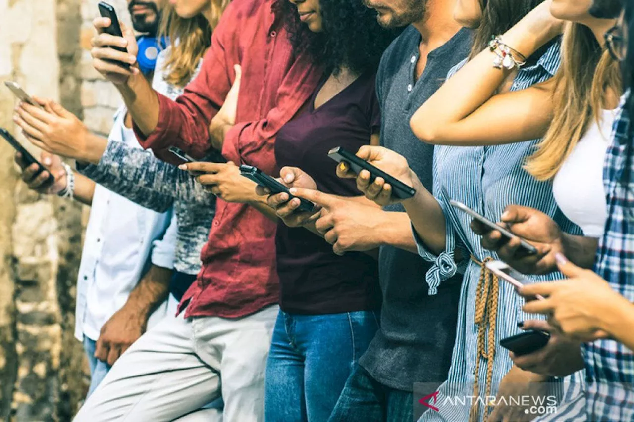 Studi: Generasi Z Amerika Terbanyak Gunakan Ponsel, Milenial Cepat Cek Notifikasi