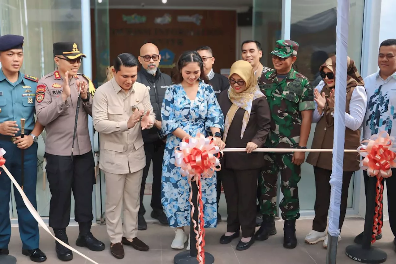 Wamenpar Peresmian Gedung TIC di Pantai Dugong Bintan