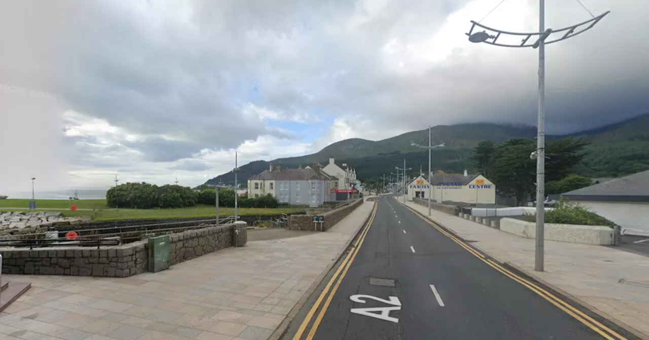 Coastguard Volunteers Attacked While Assisting Man in Water